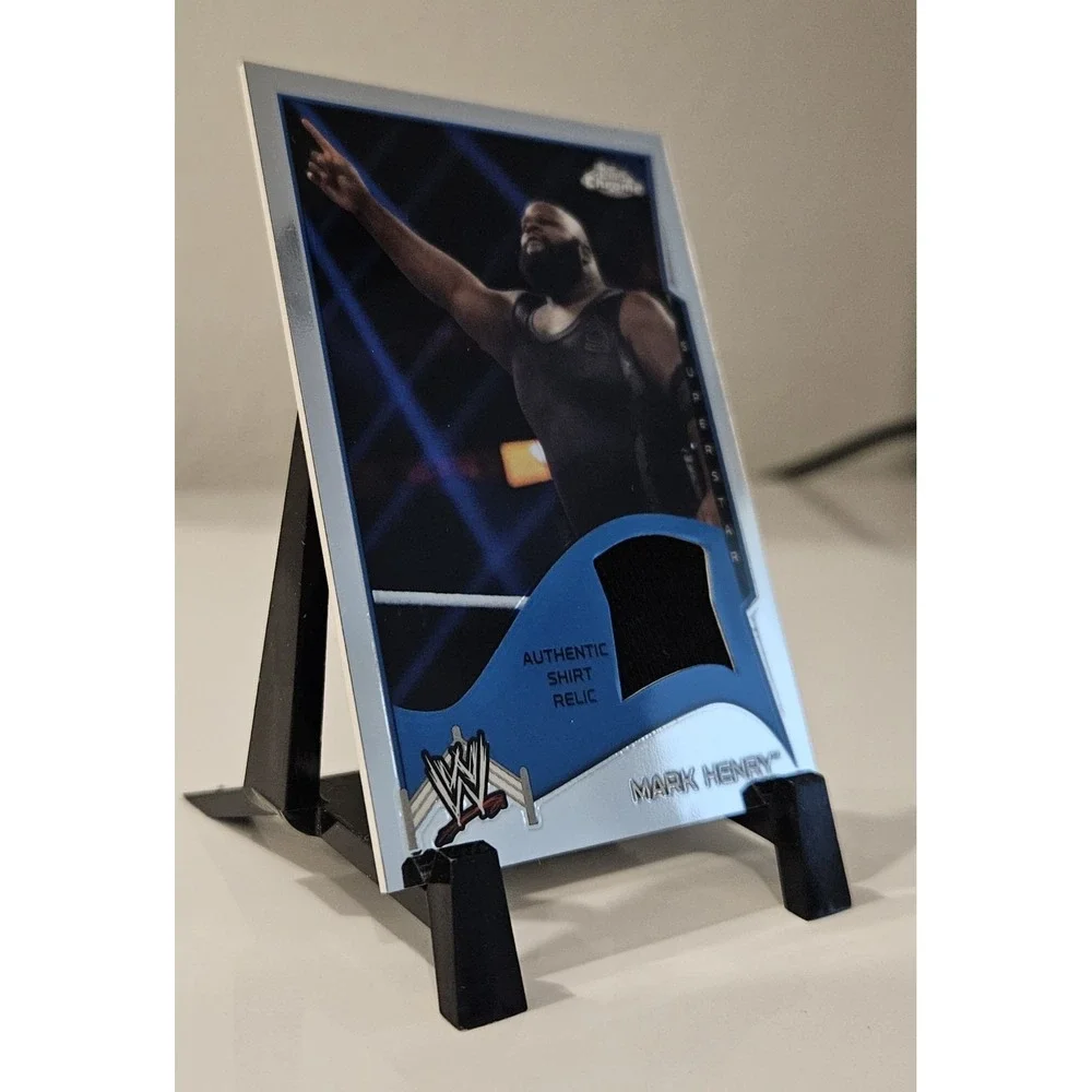 2014 Topps Chrome WWE Mark Henry Authentic Shirt Relic Card
